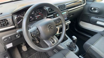 Voertuigafbeelding 17