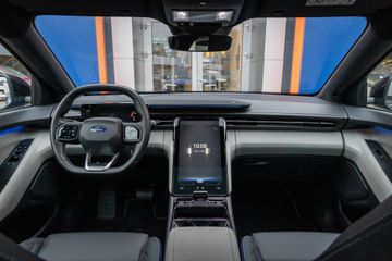 Voertuigafbeelding 11