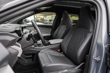 Voertuigafbeelding 12