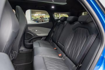 Voertuigafbeelding 16