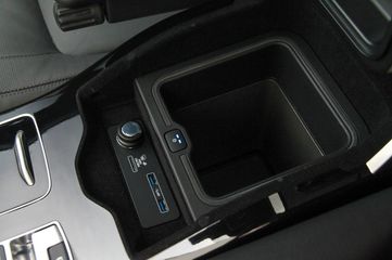 Voertuigafbeelding 8