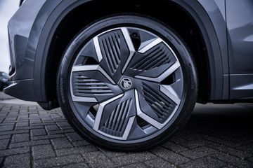 Voertuigafbeelding 7