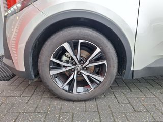 Voertuigafbeelding 9