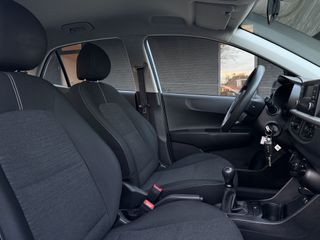 Voertuigafbeelding 8