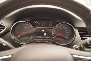 Voertuigafbeelding 16