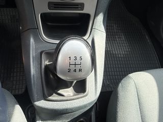 Voertuigafbeelding 32