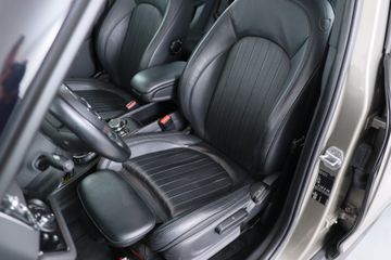 Voertuigafbeelding 19