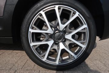 Voertuigafbeelding 36