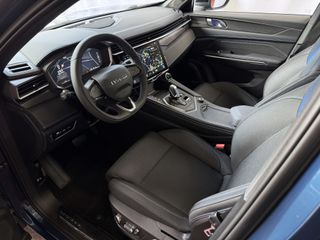 Voertuigafbeelding 3