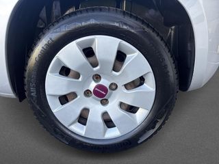 Voertuigafbeelding 10