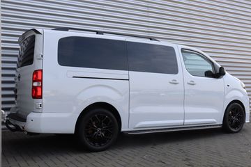 Voertuigafbeelding 8