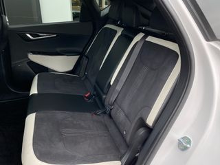 Voertuigafbeelding 16