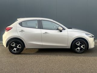 Voertuigafbeelding 9