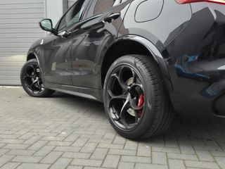 Voertuigafbeelding 10