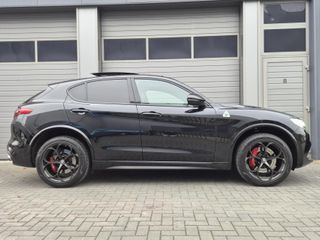 Voertuigafbeelding 6