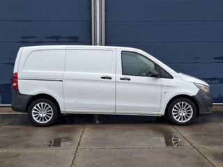 Voertuigafbeelding 8