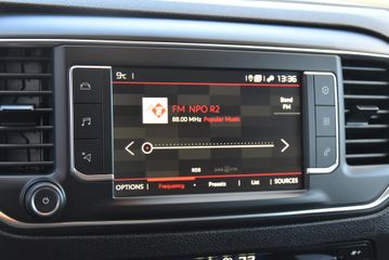 Voertuigafbeelding 12