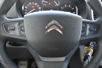 Voertuigafbeelding 17