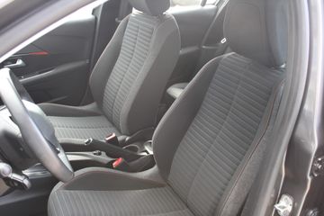 Voertuigafbeelding 12