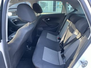 Voertuigafbeelding 8