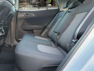 Voertuigafbeelding 12