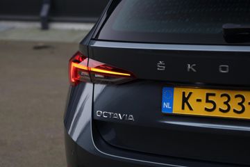 Voertuigafbeelding 26