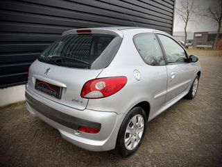 Voertuigafbeelding 30