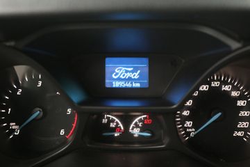 Voertuigafbeelding 12