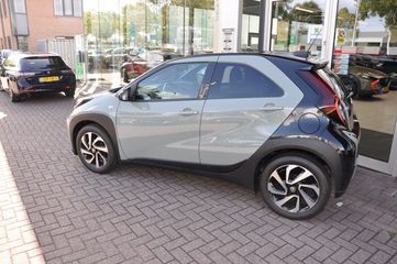 Voertuigafbeelding 4