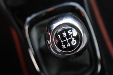 Voertuigafbeelding 24