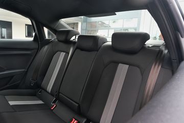 Voertuigafbeelding 26