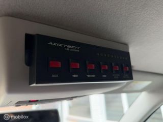 Voertuigafbeelding 12