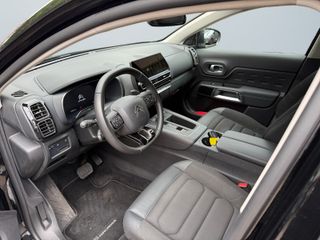 Voertuigafbeelding 12