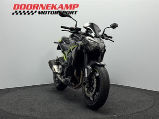 Voertuigafbeelding 3