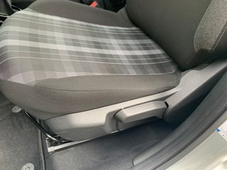 Voertuigafbeelding 27