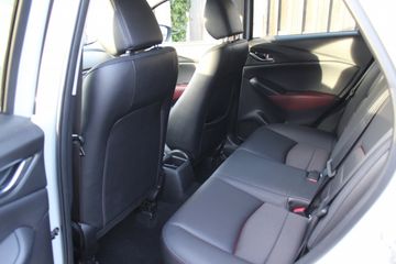 Voertuigafbeelding 10