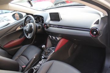 Voertuigafbeelding 11