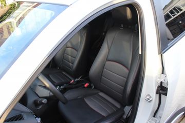 Voertuigafbeelding 9