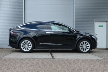 Voertuigafbeelding 6