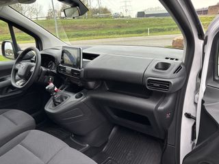 Voertuigafbeelding 13