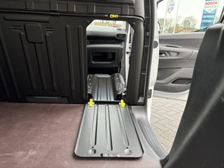 Voertuigafbeelding 16