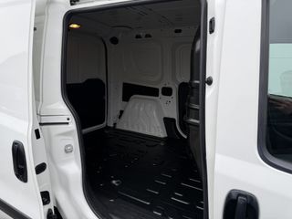 Voertuigafbeelding 21