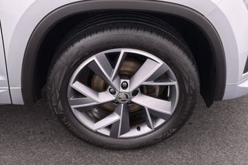 Voertuigafbeelding 6