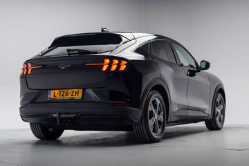 Voertuigafbeelding 36