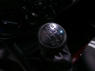 Voertuigafbeelding 9