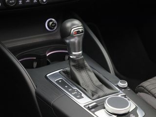 Voertuigafbeelding 38