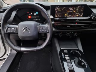 Voertuigafbeelding 14