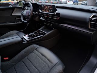 Voertuigafbeelding 26