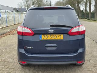 Voertuigafbeelding 6