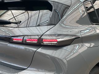 Voertuigafbeelding 17